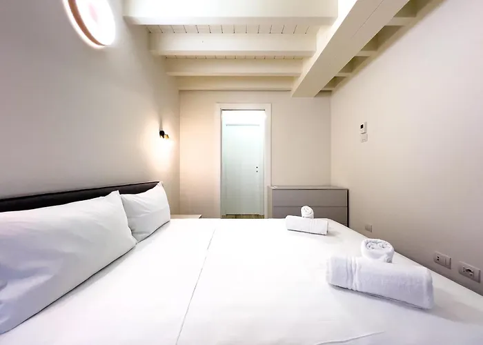 Apartment Bright With Terrace And Pool