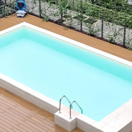 Lejlighed Bright With Terrace And Pool Milano